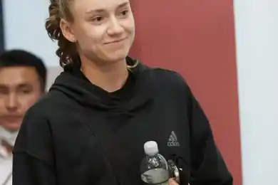 За 10 часов видео с Еленой Рыбакиной собрало свыше 33 тыс просмотров на @bestnews.kz1 в Tik Tok