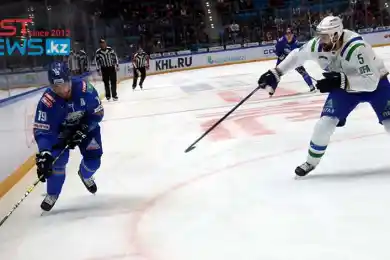 Барыс обыграл СЮ и обогнал Авангард