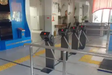 После ЧП в Казани полиция Казахстана проверяет школы на антитеррористическую защищенность