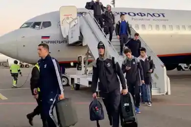 Хоккеисты Динамо прилетели в Астану с динамиком 