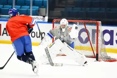 «Барыс» вернулся к тренировкам и ждет новостей из КХЛ