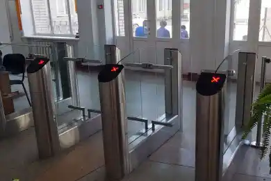 В Казахстане разработали правила антитеррористической защиты вузов и школ 