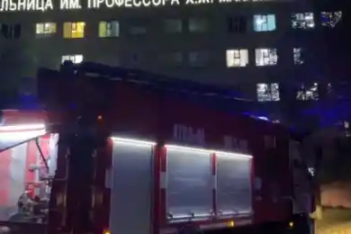 В Караганде потушили пожар на территории больницы