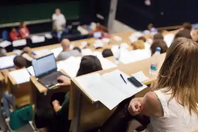 В Казахстане студентам из малоимущих семей компенсируют проживание на время учебы