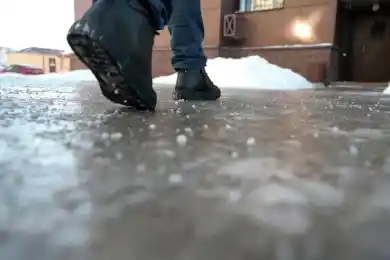 Жителей Астаны призвали быть осторожными на улицах