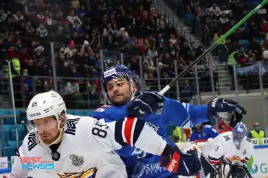 "Барыс" проиграл "Металлургу" и усложнил себе ситуацию в плей-офф