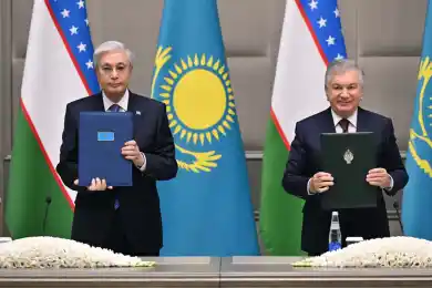 Президенты Казахстана и Узбекистана приняли Совместное заявление