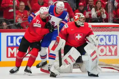 Сборная США стала чемпионом мира по хоккею