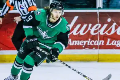 «Барыс» подписал забивающего игрока из АХЛ