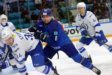 Шайхмедденов и Колесников взбодрили болельщиков Барыса