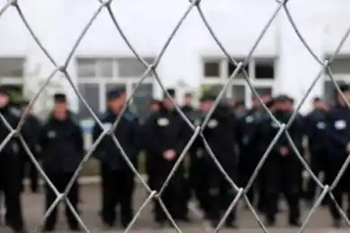 Заключенным колонии в Астане задерживали зарплату и заставляли работать сверх нормы