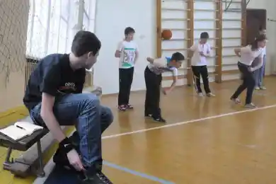 Детки хиреют: 40500 школьников в Казахстане освободили от уроков физкультуры