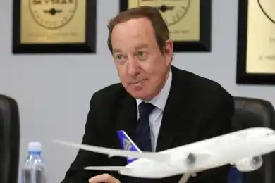  Питер Фостер получил приз в Лондоне