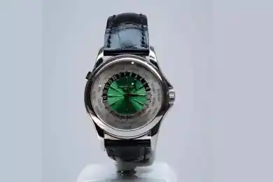 В Казахстане продали на аукционе эксклюзивные часы в рамках возвращенных активов