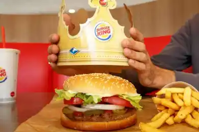 Скандал в Burger King: инспекторы в Алматы выявили нарушения  