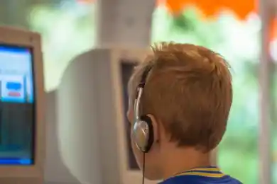 Расписание телеуроков 1-11 классов в Казахстане на 13 апреля