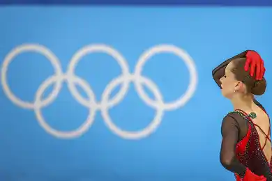 В каких видах спорта выступят казахстанцы на Олимпиаде-2022, прямой эфир проката Валиевой