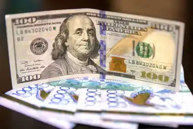 Курс доллара на торгах составил 420 тенге