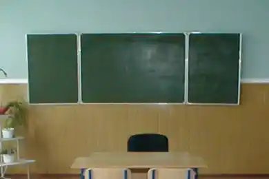 В Таразе школьницу изнасиловали в туалете: директор, завуч, учитель уволены