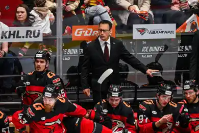 Барыс проиграл Авангарду без основных игроков