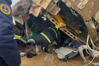 Бозумбаев прокомментировал версию о возможном "обстреле" упавшего самолета в Актау