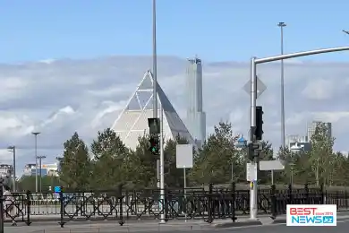 Красота: стена из облаков окружила Нур-Султан – фото