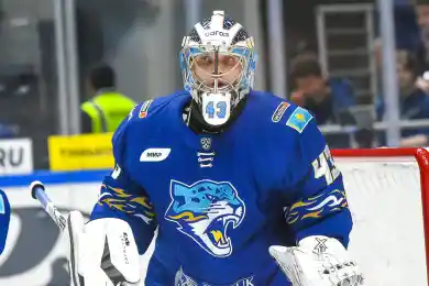 Шутов в воротах: состав Барыса на матч с Ак Барсом