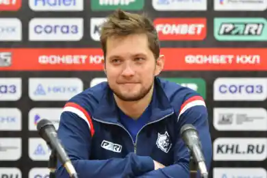 Почему защитник Хохлов не попал в состав Барыса