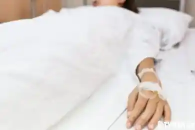 Медики рассказали о состоянии обманутой вкладчицы пирамиды, устроившей самоподжог