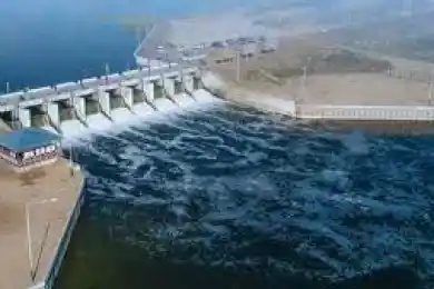 На водохранилищах страны начался сброс воды