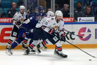 Будет ли "Металлург" выпускать на матчах в Астане "пятерку" из бывших игроков Барыса