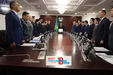 Министры почтили минутой молчания память погибших в лесных пожарах в области Абай 