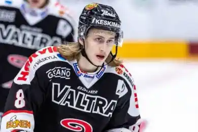 Взяли и подписали: "Барыс" пополнил легионер-защитник  