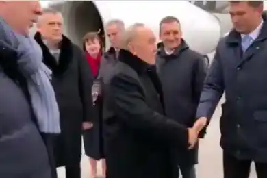 Нурсултан Назарбаев прилетел в Санкт-Петербург