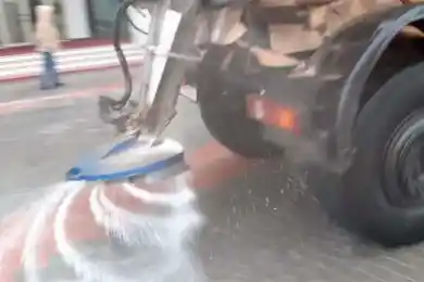 Тысячу тонн противогололедных реагентов  используют коммунальщики в Нур-Султане