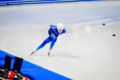 Шорт-трекисты Казахстана вышли в полуфинал на Олимпиаде-2022