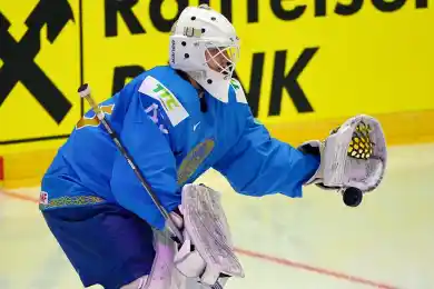 Шутов, Старченко, Орехов названы лучшими игроками в сборной Казахстана