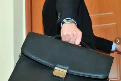 Карагандинского чиновника уволили за организацию тоя