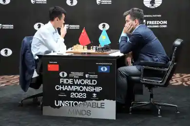 Непомнящий и Лижэнь сыграют одиннадцатую партию за шахматную корону