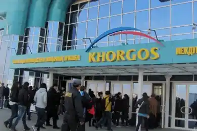 Токаев указал на проблемы в работе МЦПС Хоргос и погранпунктах с Китаем