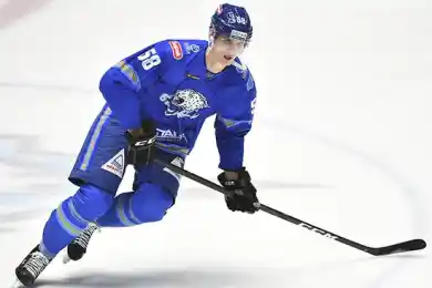 Барыс потерял защитника перед матчами в Алматы