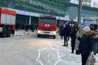 Пожарных Астаны вызвали в аэропорт по повышенному рангу