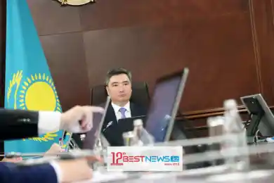 Олжас Бектенов и Берик Уали - backstage заседания Правительства РК