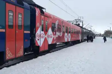 В гости к Деду Морозу: начал движение новогодний экспресс из Нур-Султана в Боровое