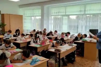 Как в школах и колледжах Казахстана отметят День Республики