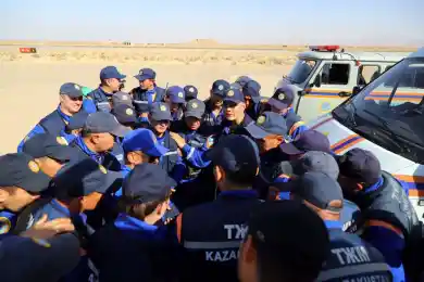 Спасатели МЧС Казахстана приступили к разбору завалов в Герате