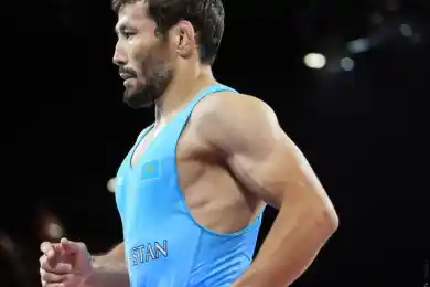 Демеу Жадраев завоевал "серебро" в финале ОИ в Париже