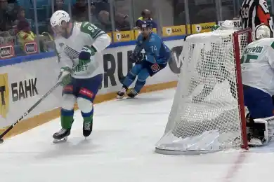 Барыс отдал инициативу Салават Юлаеву во втором периоде