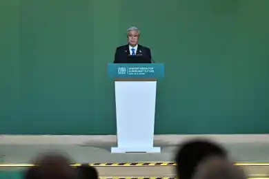 Президент Казахстана выступил на пленарном заседании Регионального экологического саммита