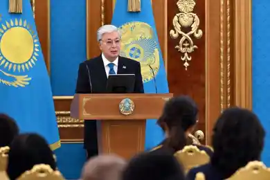 Президент Казахстана поздравил женщин с праздником 8 марта